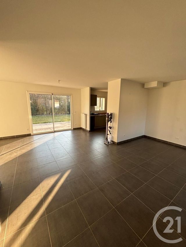 Maison &agrave; louer - 4 pi&egrave;ces - 103,40 m2 - Ormes - 45 - CENTRE