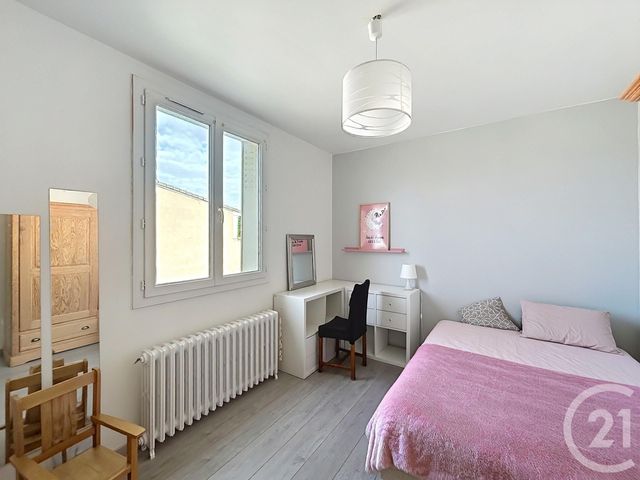 Maison &agrave; louer - 6 pi&egrave;ces - 115 m2 - Saran - 45 - CENTRE