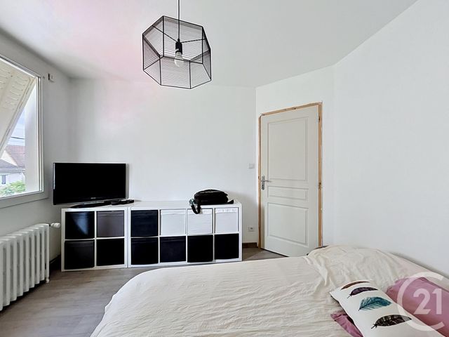 Maison &agrave; louer - 6 pi&egrave;ces - 115 m2 - Saran - 45 - CENTRE