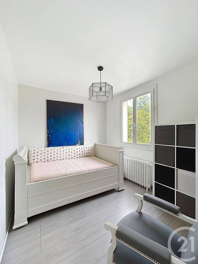 Maison &agrave; louer - 6 pi&egrave;ces - 115 m2 - Saran - 45 - CENTRE