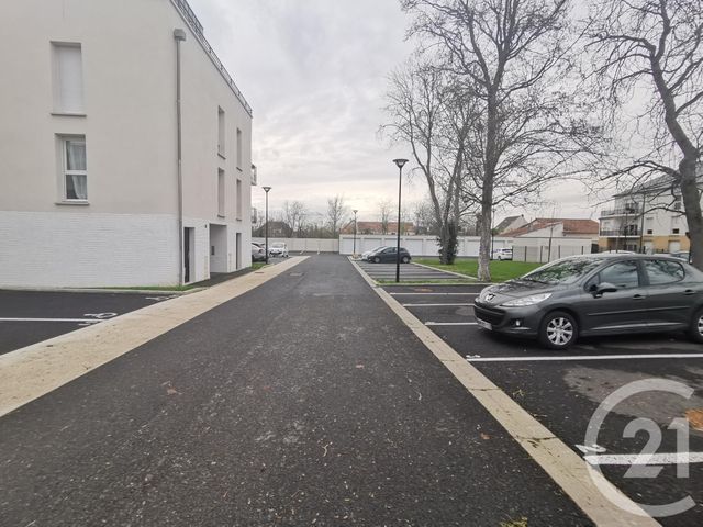 Appartement F3 &agrave; louer - 3 pi&egrave;ces - 55,05 m2 - La Chapelle St Mesmin - 45 - CENTRE