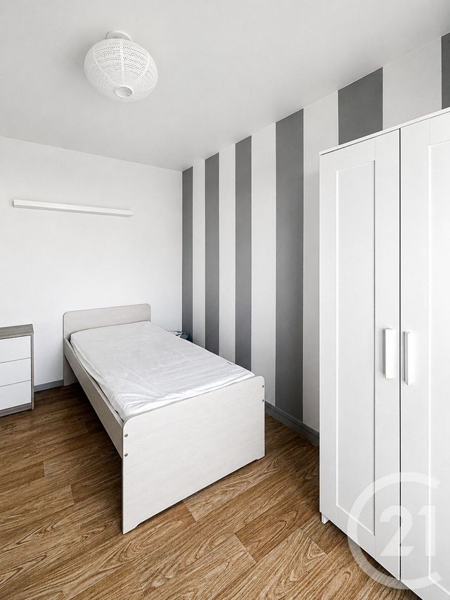 Appartement Chambre &agrave; louer - 1 pi&egrave;ce - 10,43 m2 - Orleans - 45 - CENTRE
