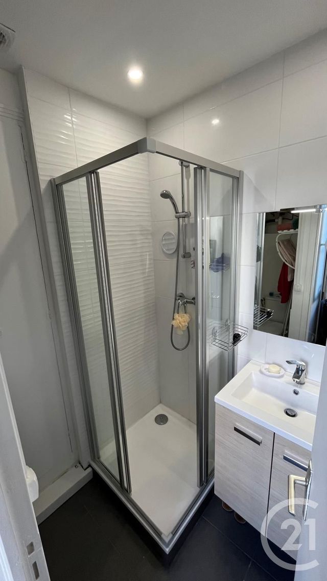 Appartement Studio &agrave; louer - 1 pi&egrave;ce - 20,40 m2 - Orleans - 45 - CENTRE