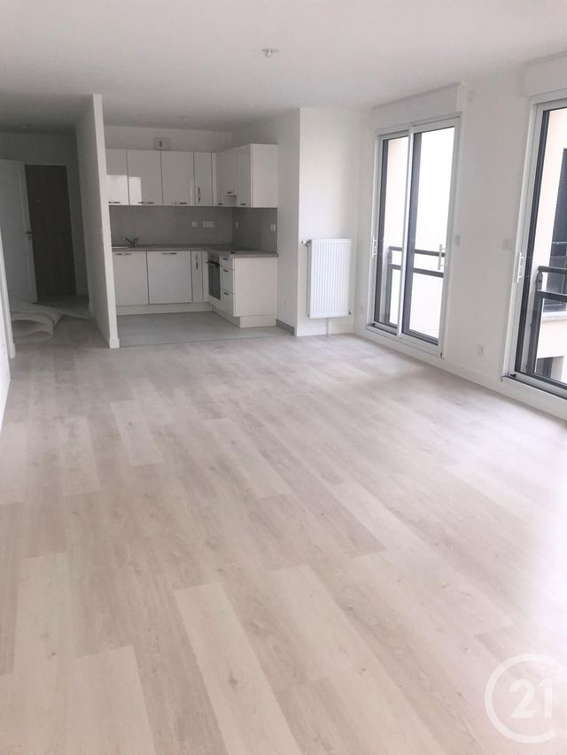 Appartement F2 &agrave; louer - 2 pi&egrave;ces - 62 m2 - Orleans - 45 - CENTRE
