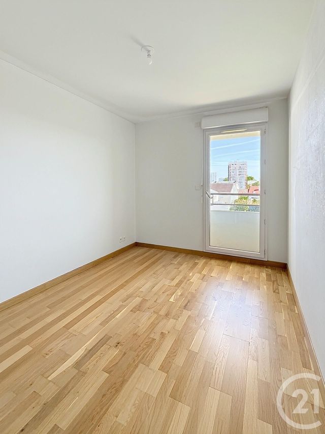 Appartement F3 &agrave; louer - 3 pi&egrave;ces - 68,71 m2 - Fleury Les Aubrais - 45 - CENTRE
