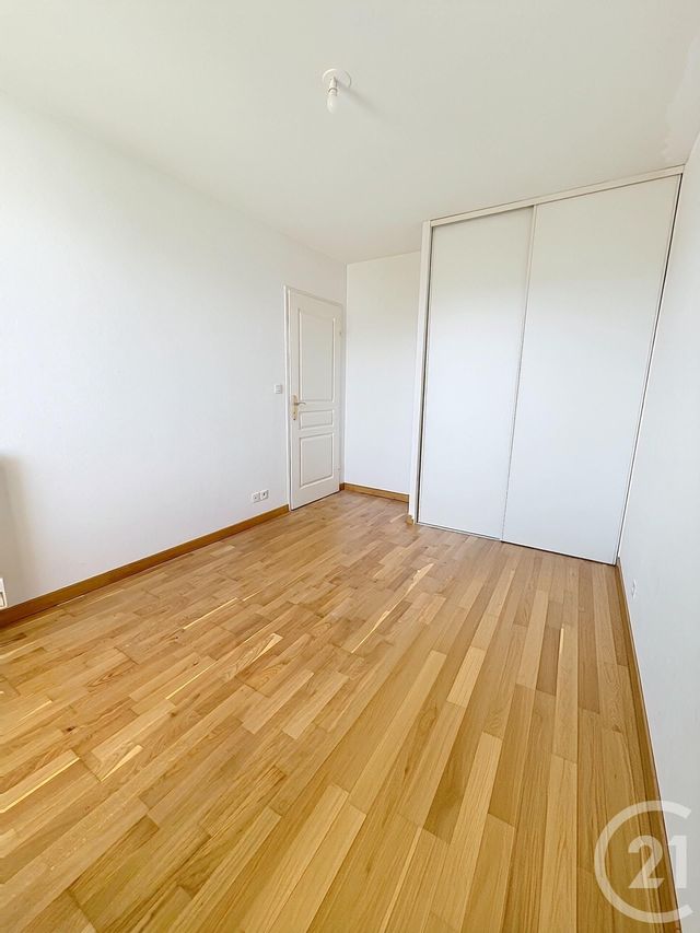 Appartement F3 &agrave; louer - 3 pi&egrave;ces - 68,71 m2 - Fleury Les Aubrais - 45 - CENTRE