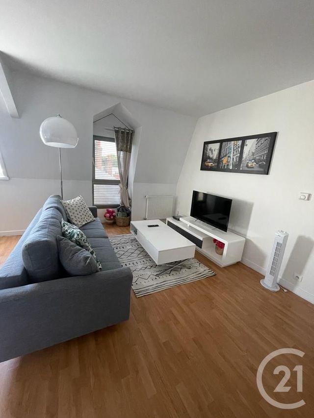 Appartement &agrave; louer - 2 pi&egrave;ces - 47,46 m2 - Orleans - 45 - CENTRE