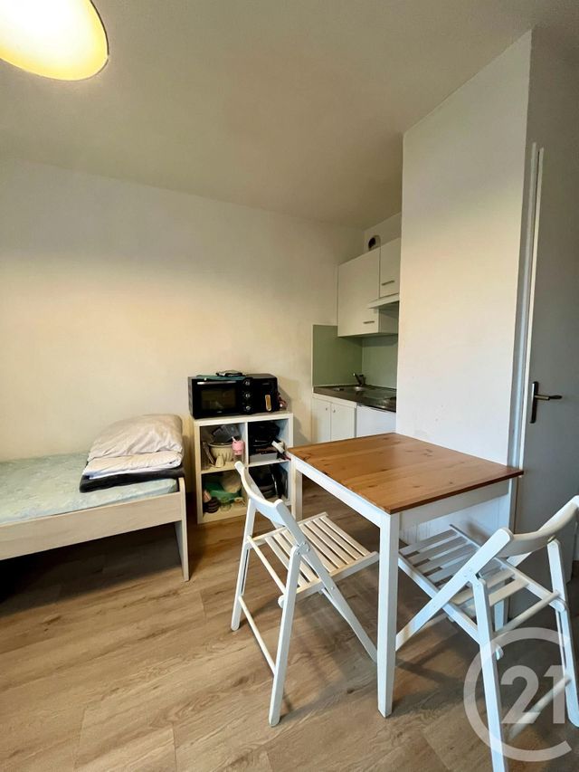Appartement F1 &agrave; louer - 1 pi&egrave;ce - 19,94 m2 - Orleans - 45 - CENTRE