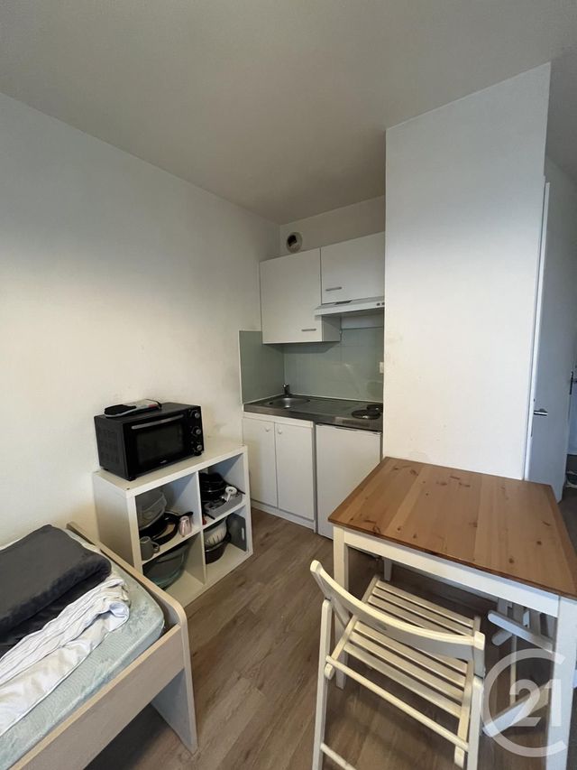 Appartement F1 &agrave; louer - 1 pi&egrave;ce - 19,94 m2 - Orleans - 45 - CENTRE