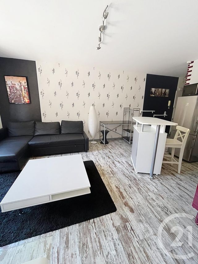 Appartement F2 &agrave; louer - 2 pi&egrave;ces - 34,50 m2 - Orleans - 45 - CENTRE