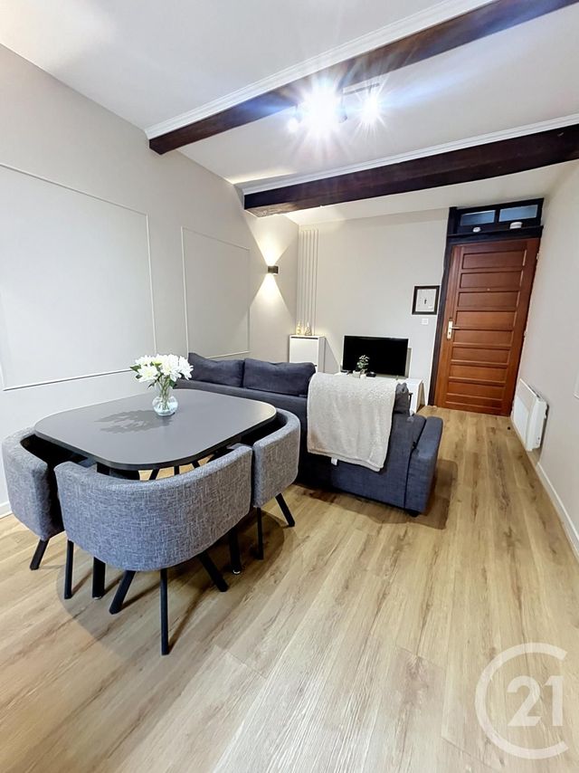 Appartement F2 &agrave; louer - 2 pi&egrave;ces - 37,59 m2 - Orleans - 45 - CENTRE