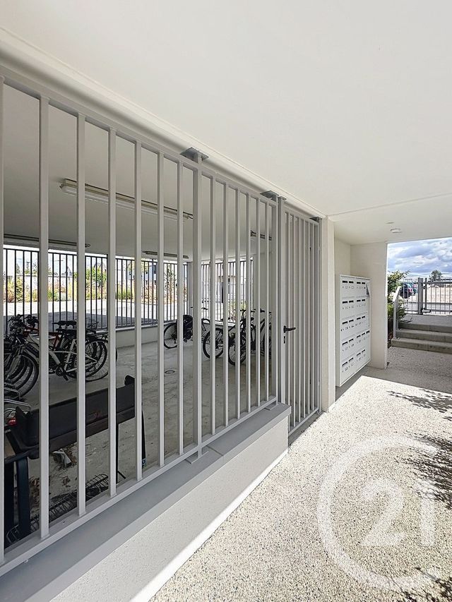Appartement F3 &agrave; louer - 3 pi&egrave;ces - 65,50 m2 - Saran - 45 - CENTRE