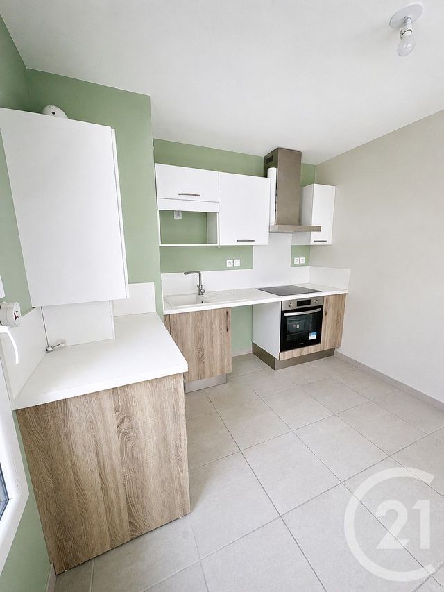 Appartement F3 &agrave; louer - 3 pi&egrave;ces - 65,50 m2 - Saran - 45 - CENTRE