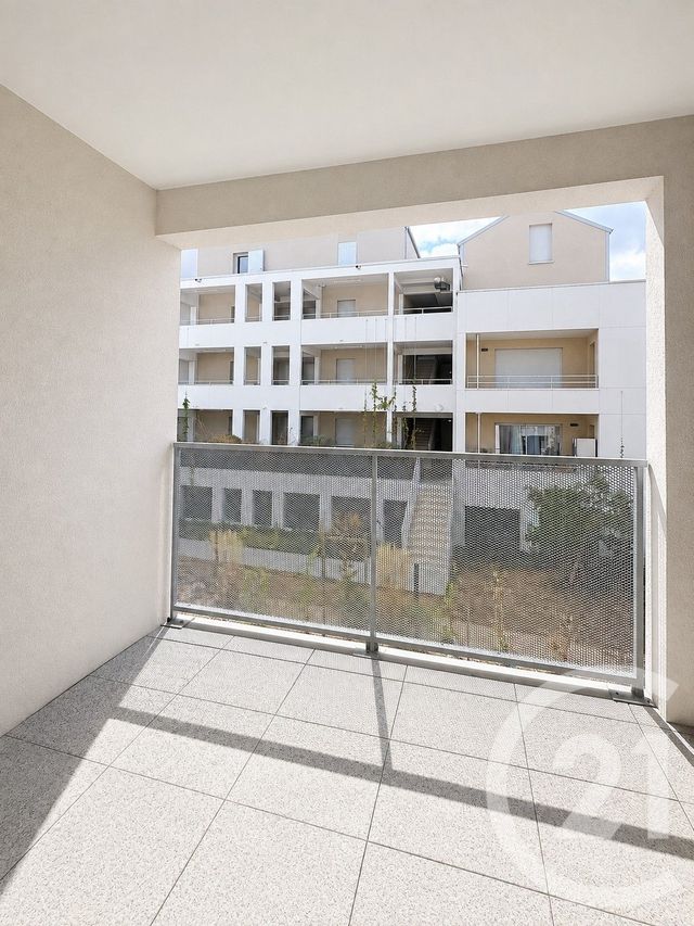 Appartement F3 &agrave; louer - 3 pi&egrave;ces - 65,50 m2 - Saran - 45 - CENTRE