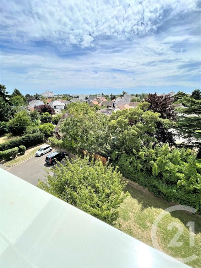 Appartement F3 &agrave; louer - 3 pi&egrave;ces - 78,78 m2 - St Jean Le Blanc - 45 - CENTRE