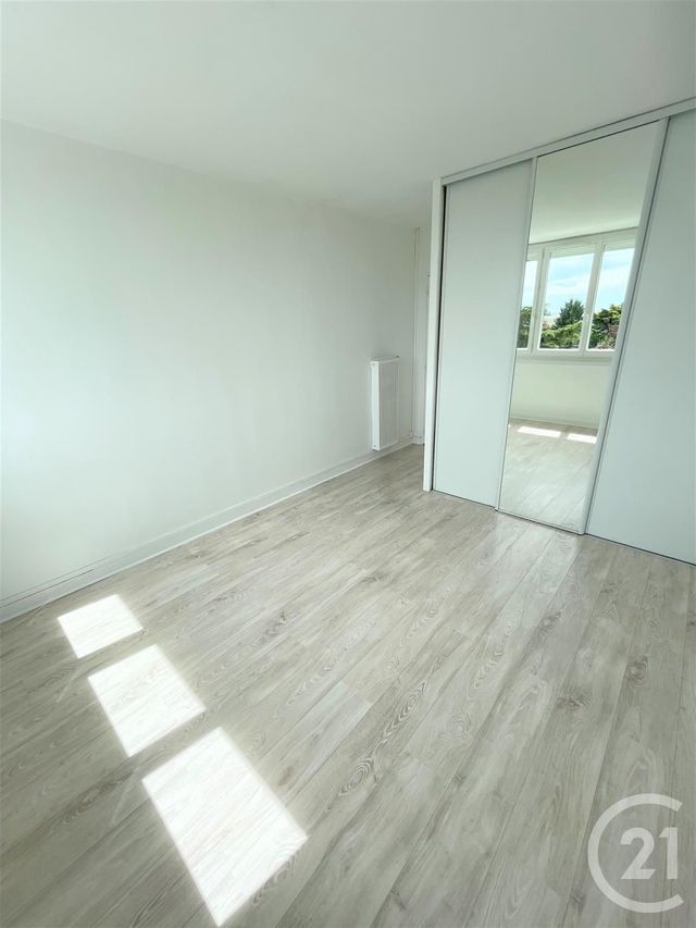 Appartement F3 &agrave; louer - 3 pi&egrave;ces - 78,78 m2 - St Jean Le Blanc - 45 - CENTRE