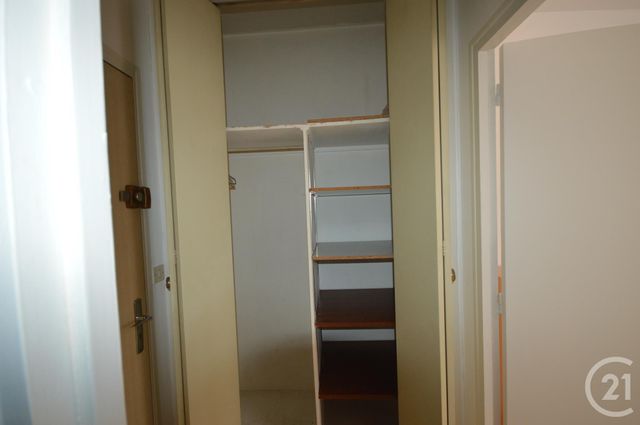 Appartement F1 &agrave; louer - 1 pi&egrave;ce - 18,36 m2 - Orleans - 45 - CENTRE