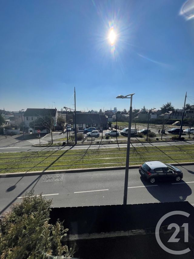 Appartement F4 &agrave; louer - 4 pi&egrave;ces - 79,03 m2 - Orleans - 45 - CENTRE