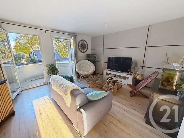 Appartement F2 &agrave; louer - 2 pi&egrave;ces - 49 m2 - Fleury Les Aubrais - 45 - CENTRE