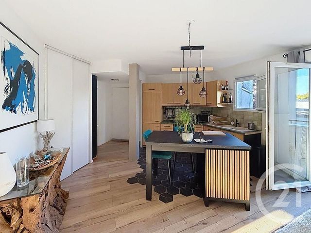 Appartement F2 &agrave; louer - 2 pi&egrave;ces - 49 m2 - Fleury Les Aubrais - 45 - CENTRE