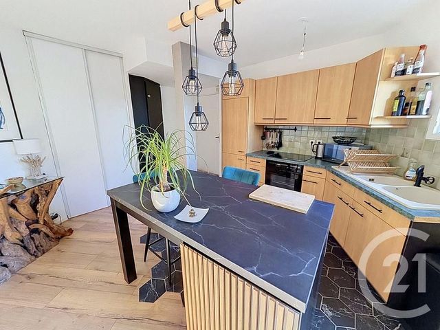 Appartement F2 &agrave; louer - 2 pi&egrave;ces - 49 m2 - Fleury Les Aubrais - 45 - CENTRE