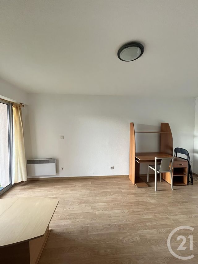 Appartement F1 &agrave; louer - 1 pi&egrave;ce - 24 m2 - Olivet - 45 - CENTRE