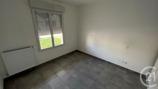 Maison &agrave; louer - 3 pi&egrave;ces - 70,80 m2 - Meung Sur Loire - 45 - CENTRE