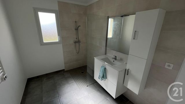 Maison &agrave; louer - 3 pi&egrave;ces - 70,80 m2 - Meung Sur Loire - 45 - CENTRE