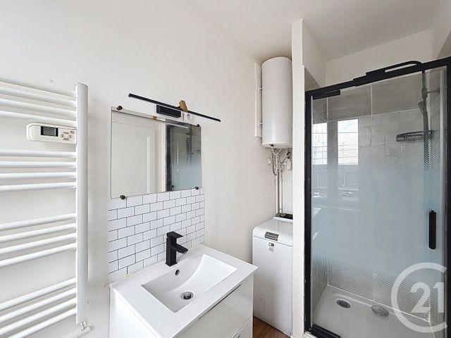 Appartement F2 &agrave; louer - 2 pi&egrave;ces - 32,28 m2 - Fleury Les Aubrais - 45 - CENTRE
