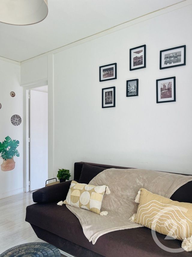Appartement F2 &agrave; louer - 2 pi&egrave;ces - 28,41 m2 - Orleans - 45 - CENTRE