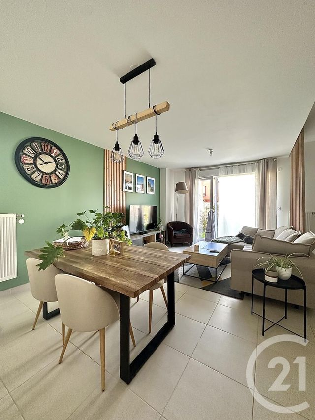 Appartement F4 &agrave; louer - 4 pi&egrave;ces - 85,93 m2 - Fleury Les Aubrais - 45 - CENTRE