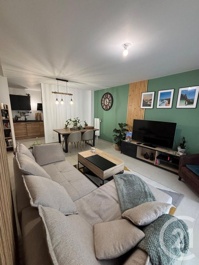 Appartement F4 &agrave; louer - 4 pi&egrave;ces - 85,93 m2 - Fleury Les Aubrais - 45 - CENTRE