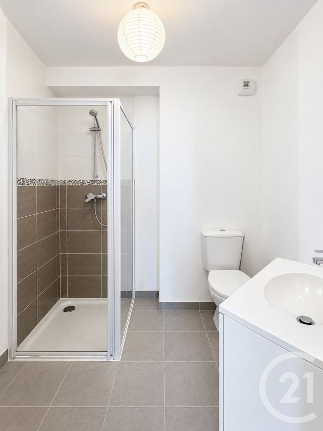 Appartement F2 &agrave; louer - 2 pi&egrave;ces - 42 m2 - La Chapelle St Mesmin - 45 - CENTRE