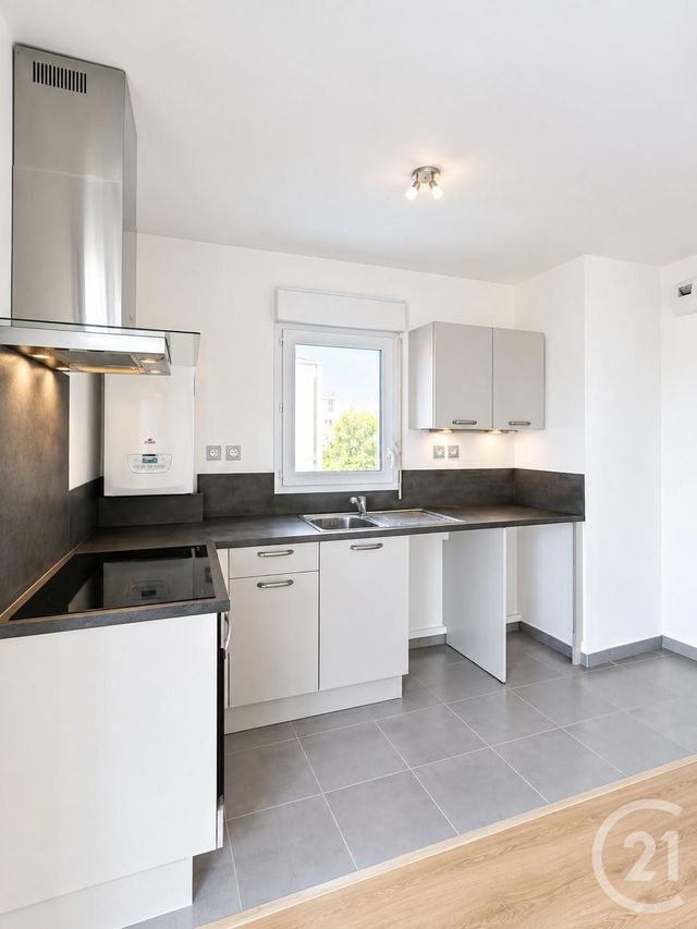 Appartement F2 &agrave; vendre - 2 pi&egrave;ces - 42 m2 - La Chapelle St Mesmin - 45 - CENTRE