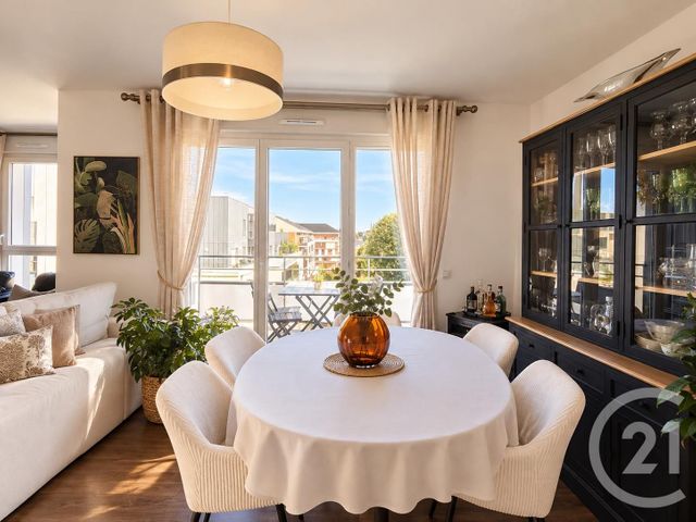 Appartement F4 &agrave; vendre - 2 pi&egrave;ces - 77 m2 - Orleans - 45 - CENTRE