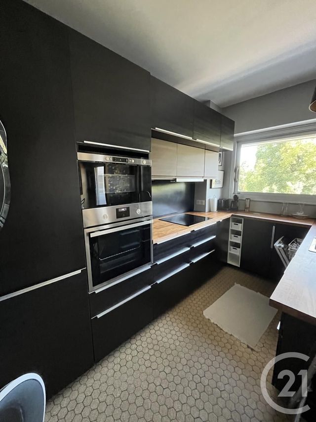 Appartement F2 &agrave; louer - 2 pi&egrave;ces - 78,49 m2 - Orleans - 45 - CENTRE