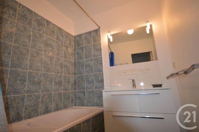 Appartement F2 &agrave; louer - 2 pi&egrave;ces - 46,66 m2 - Orleans - 45 - CENTRE