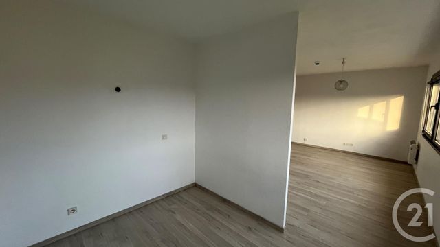 Appartement F1 &agrave; louer - 1 pi&egrave;ce - 33,90 m2 - Orleans - 45 - CENTRE